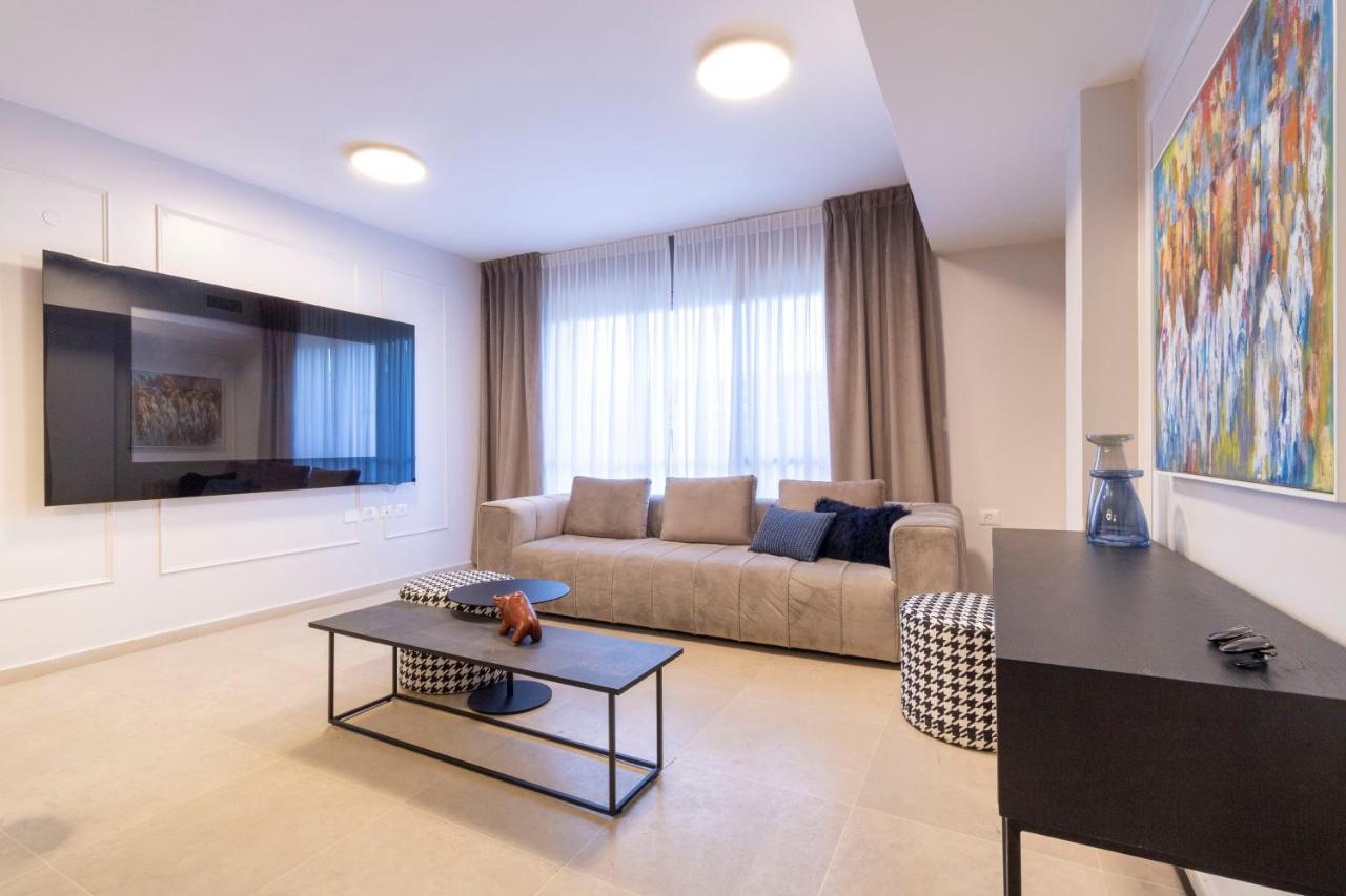 The Haneviim Suites - Isrentals Jeruzsálem Kültér fotó